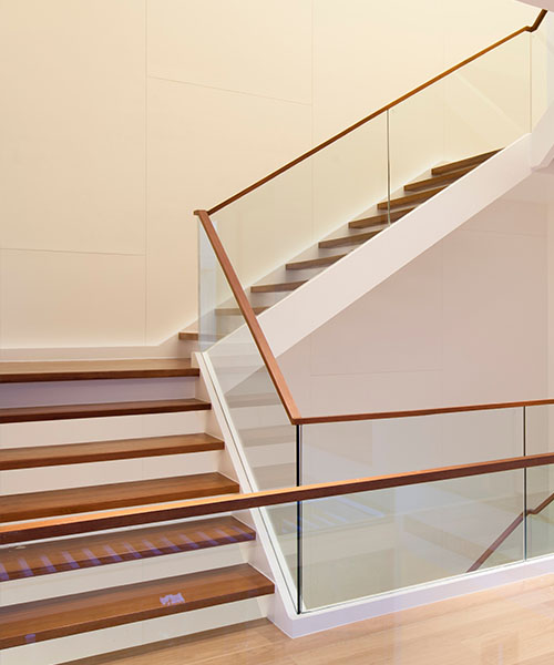 Oak & Glass Staircase Remodelling